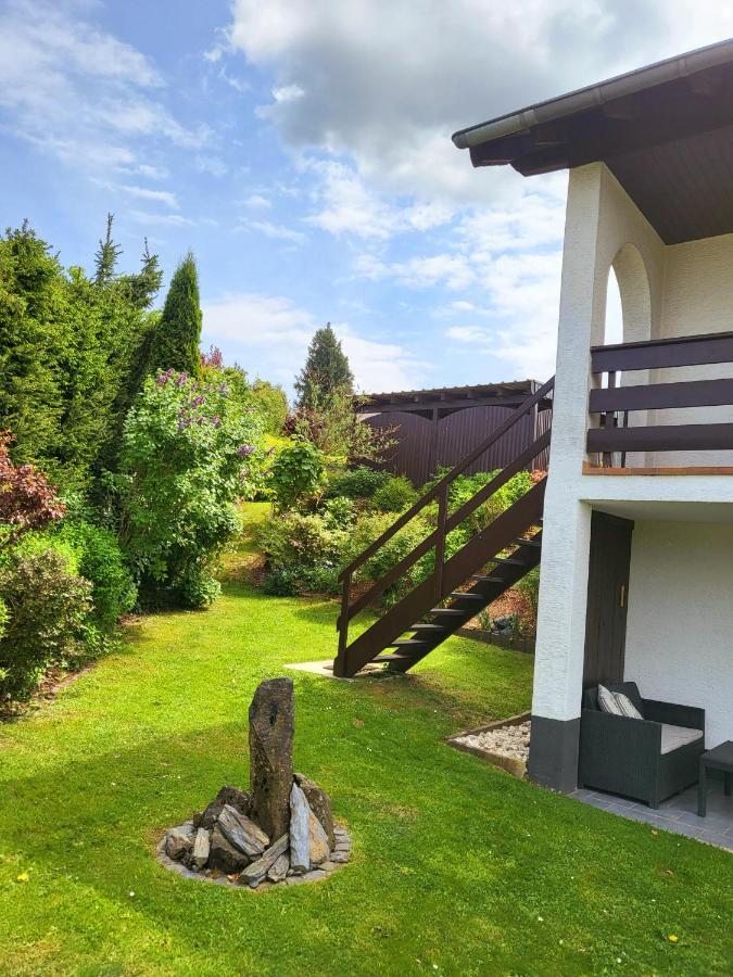 Ferienwohnung Mary Schmidtheim Exteriör bild